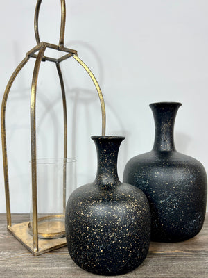 Ebony Vase - 2 Sizes