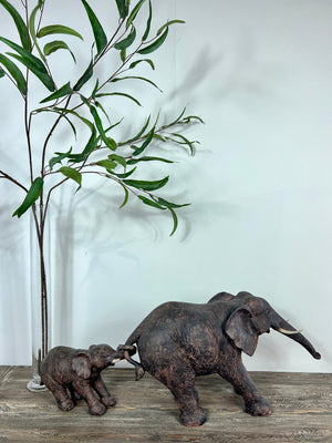 Nelly Elephants Sculpture