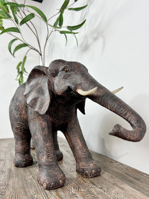 Nelly Elephants Sculpture