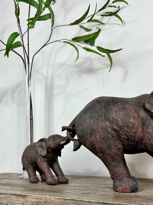 Nelly Elephants Sculpture